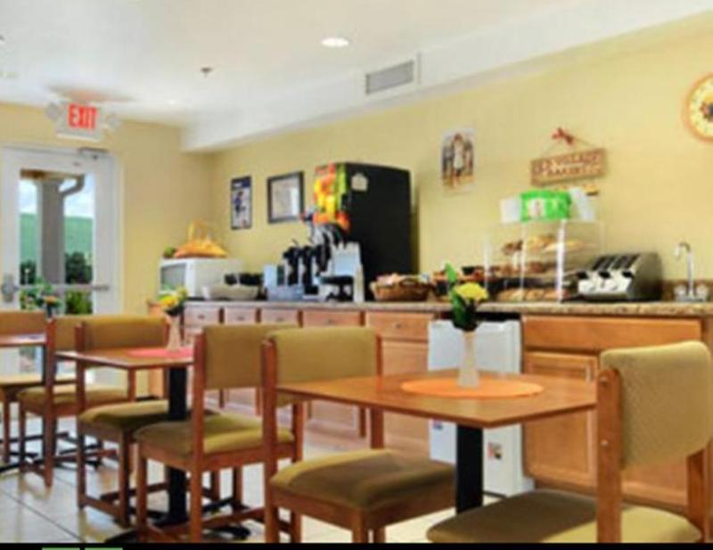 Microtel Inn & Suites Huntsville Zewnętrze zdjęcie